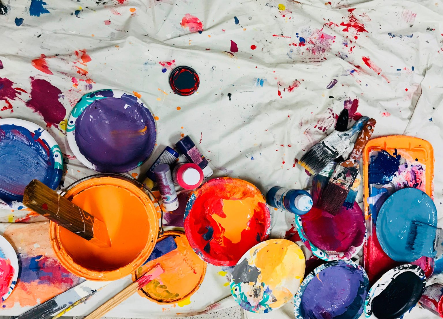 Les différences entre la Peinture Glycéro et la Peinture Acrylique — free download